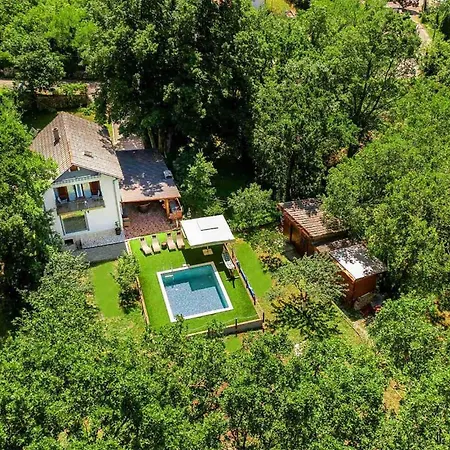 Gorgeous Home In Grizane-Belgrad