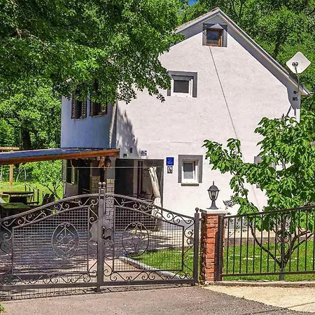 Gorgeous Home In Grizane-Belgrad * Grižane