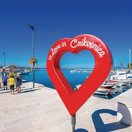 2 Bedroom Pet Friendly In