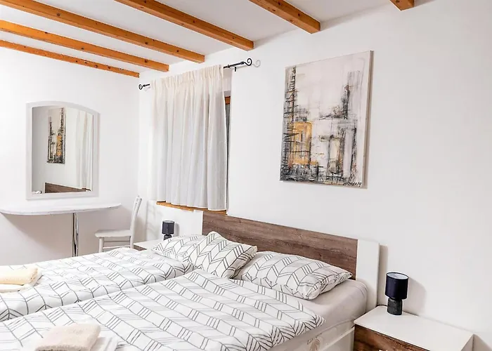 Tatil Evi 2 Bedroom Pet Friendly In
