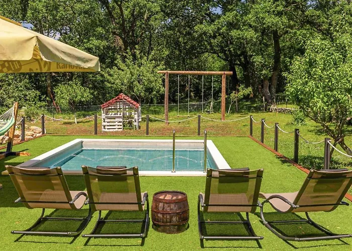 Tatil Evi 2 Bedroom Pet Friendly In